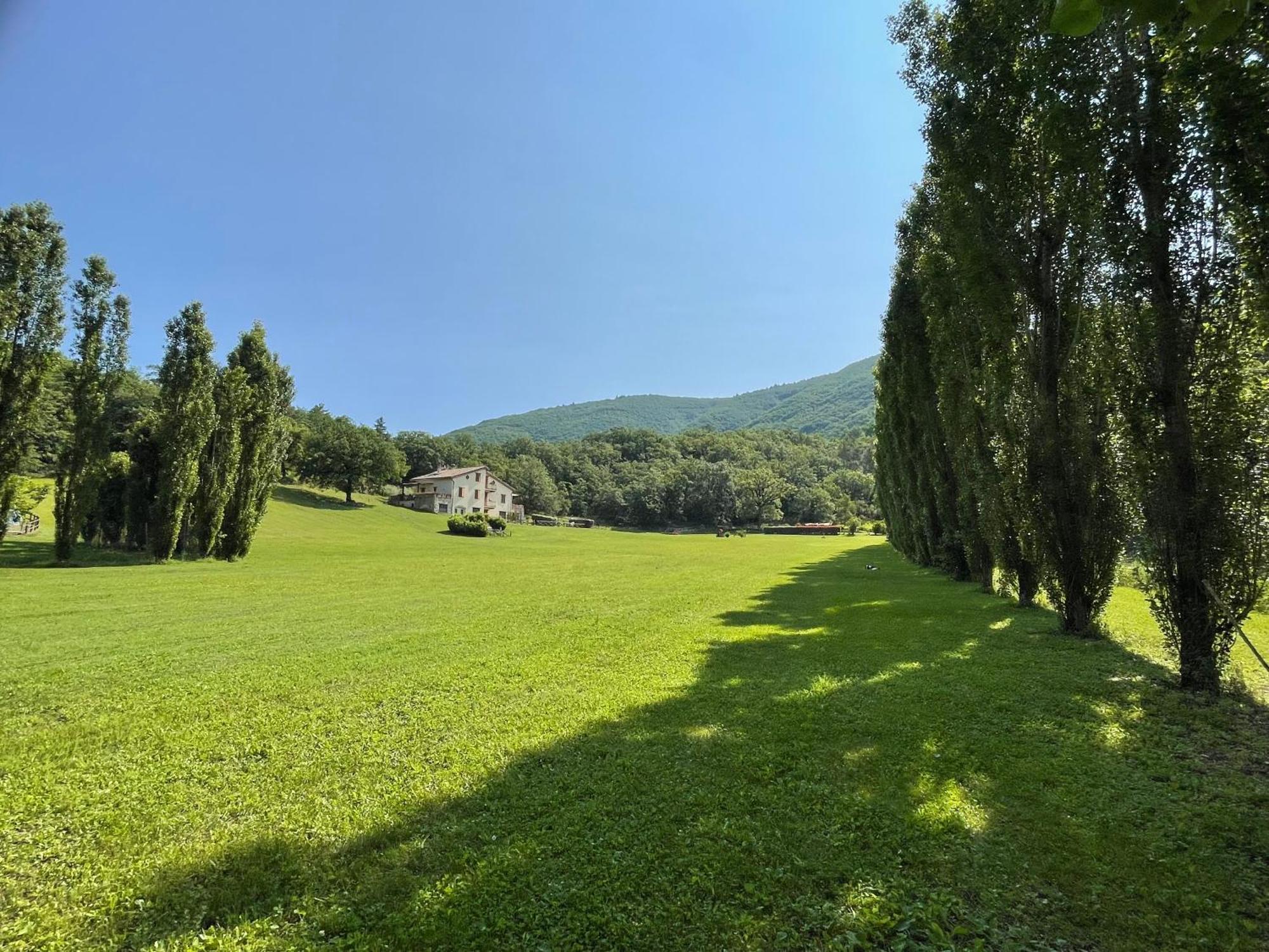 Cerqua Rosara Residence Valtopina Exterior photo
